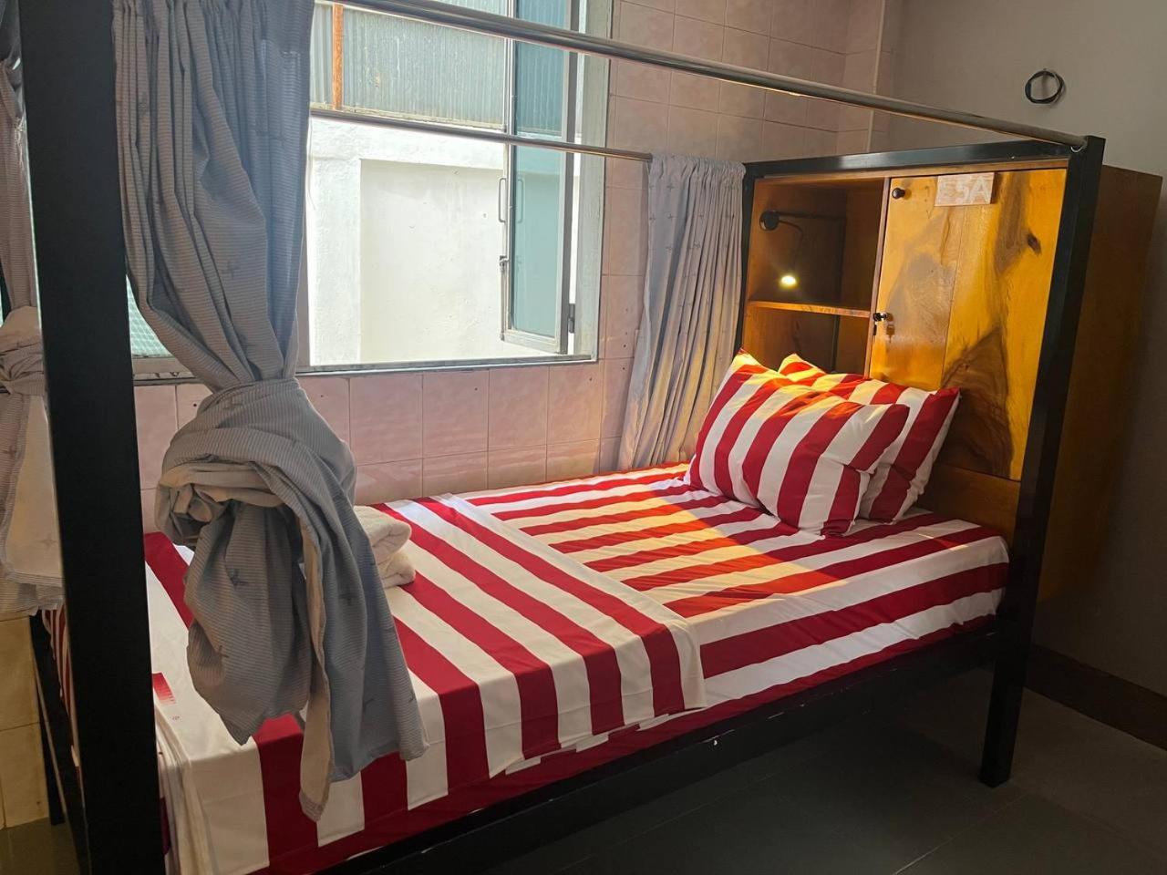 Por Chey Guesthouse Battambang Exteriör bild