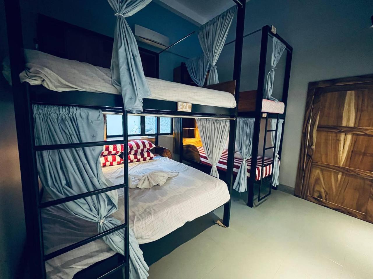 Por Chey Guesthouse Battambang Exteriör bild