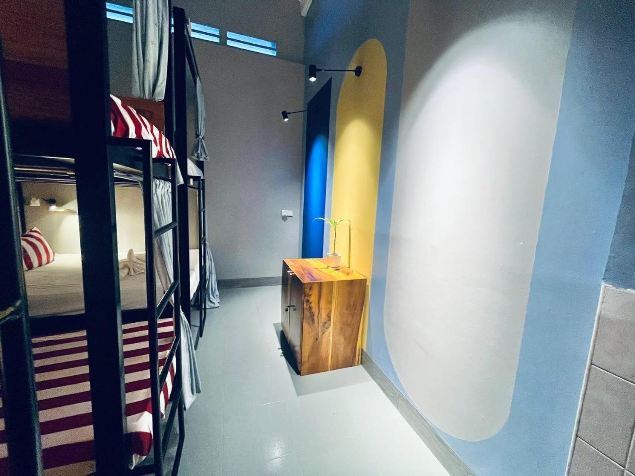 Por Chey Guesthouse Battambang Exteriör bild