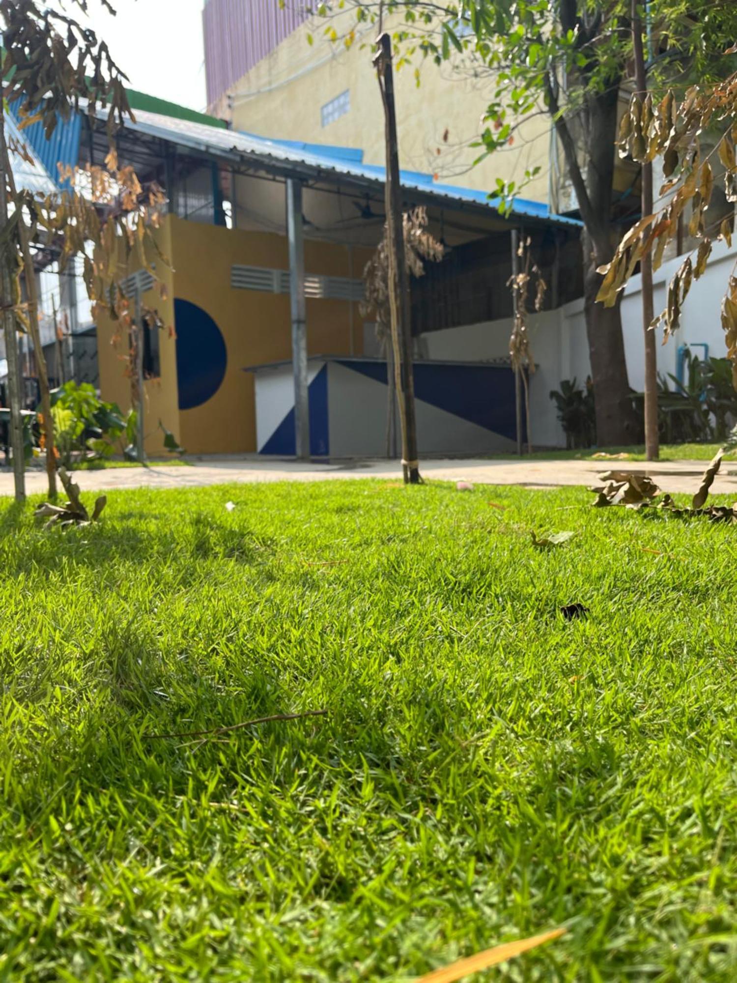 Por Chey Guesthouse Battambang Exteriör bild